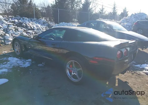 2003 Chevrolet Corvette from USA, damaged, VIN 1G1YY22G735106091